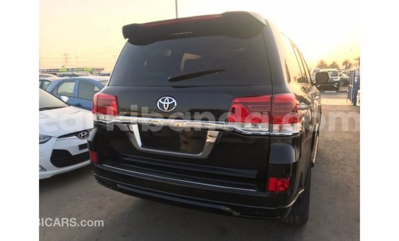 Buy Import Toyota Land Cruiser Black Car in Import - Dubai in Uganda Buy Import Toyota Land Cruiser Black Car in Import - Dubai in Uganda