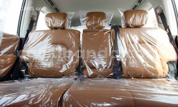 Gura Imported Nissan Patrol Brown Imodoka i Import - Dubai mu Uganda Gura Imported Nissan Patrol Brown Imodoka i Import - Dubai mu Uganda