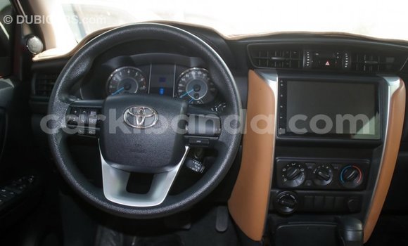 Gura Imported Toyota Fortuner White Imodoka i Import - Dubai mu Uganda Gura Imported Toyota Fortuner White Imodoka i Import - Dubai mu Uganda