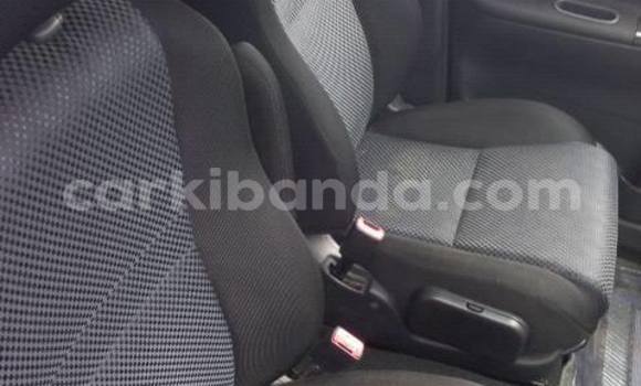 Acheter Occasion Voiture Toyota Spacio Autre à Kampala, Ouganda Acheter Occasion Voiture Toyota Spacio Autre à Kampala, Ouganda