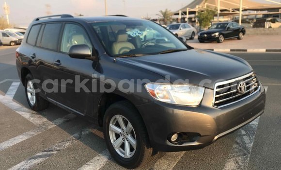 Buy Import Toyota Highlander Other Car in Import - Dubai in Uganda Buy Import Toyota Highlander Other Car in Import - Dubai in Uganda