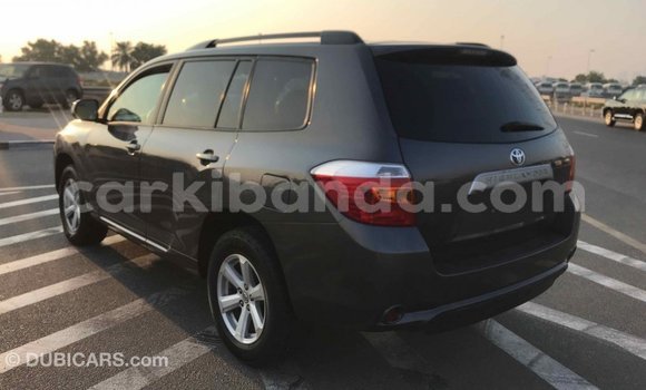Buy Import Toyota Highlander Other Car in Import - Dubai in Uganda Buy Import Toyota Highlander Other Car in Import - Dubai in Uganda