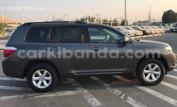 Buy Import Toyota Highlander Other Car in Import - Dubai in Uganda Buy Import Toyota Highlander Other Car in Import - Dubai in Uganda
