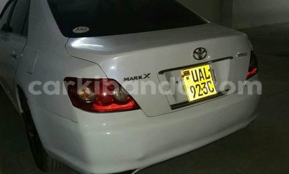 Gura Yakoze Toyota Mark X Other Imodoka i Kampala mu Uganda Gura Yakoze Toyota Mark X Other Imodoka i Kampala mu Uganda