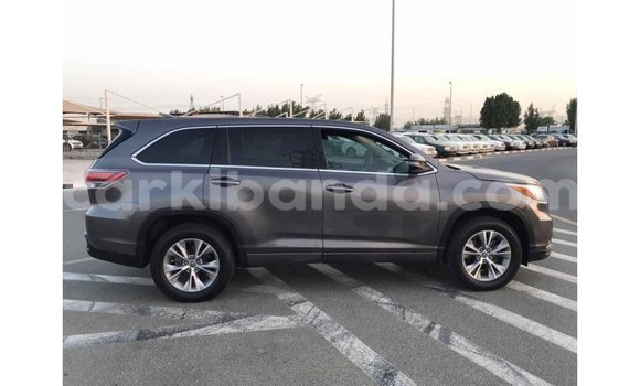 Buy Import Toyota Highlander Other Car in Import - Dubai in Uganda Buy Import Toyota Highlander Other Car in Import - Dubai in Uganda