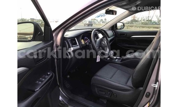 Buy Import Toyota Highlander Other Car in Import - Dubai in Uganda Buy Import Toyota Highlander Other Car in Import - Dubai in Uganda