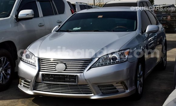 Nunua Imported Lexus ES Nyingine Gari ndani ya Import - Dubai nchini Uganda Nunua Imported Lexus ES Nyingine Gari ndani ya Import - Dubai nchini Uganda