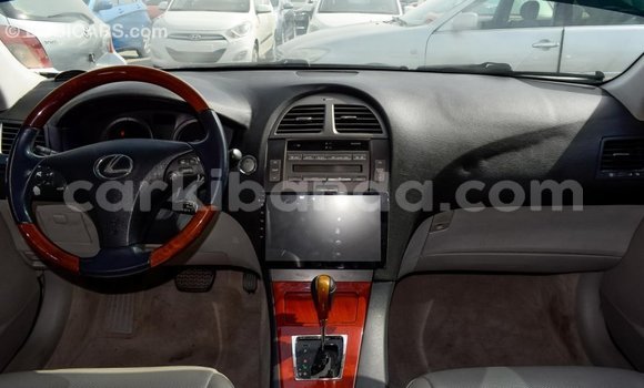 Nunua Imported Lexus ES Nyingine Gari ndani ya Import - Dubai nchini Uganda Nunua Imported Lexus ES Nyingine Gari ndani ya Import - Dubai nchini Uganda