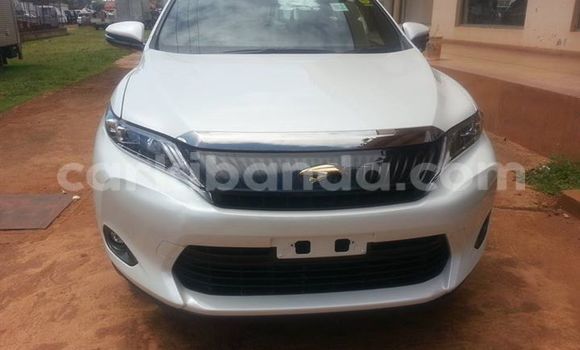 Buy Used Toyota Harrier White Car in Kampala in Uganda Buy Used Toyota Harrier White Car in Kampala in Uganda