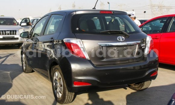 Nunua Imported Toyota Yaris Nyingine Gari ndani ya Import - Dubai nchini Uganda Nunua Imported Toyota Yaris Nyingine Gari ndani ya Import - Dubai nchini Uganda