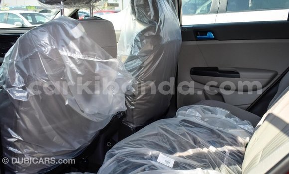 Acheter Import Voiture Kia Sportage Rouge à Import - Dubai, Ouganda Acheter Import Voiture Kia Sportage Rouge à Import - Dubai, Ouganda