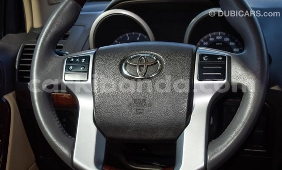 Nunua Imported Toyota Prado Nyeupe Gari ndani ya Import - Dubai nchini Uganda Nunua Imported Toyota Prado Nyeupe Gari ndani ya Import - Dubai nchini Uganda