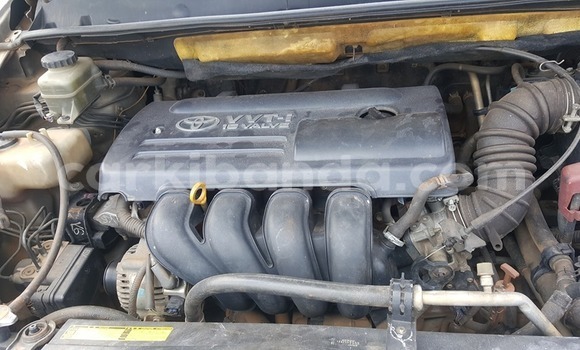 Acheter Occasion Voiture Toyota Wish Gris à Kampala, Ouganda Acheter Occasion Voiture Toyota Wish Gris à Kampala, Ouganda