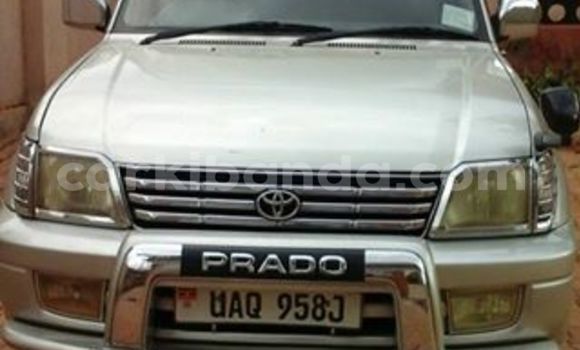 Acheter Occasion Voiture Mitsubishi Pajero Noir à Kampala, Ouganda Acheter Occasion Voiture Mitsubishi Pajero Noir à Kampala, Ouganda