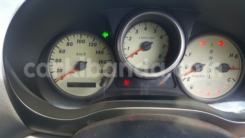 Big with watermark toyota rav4 uganda kampala 7978