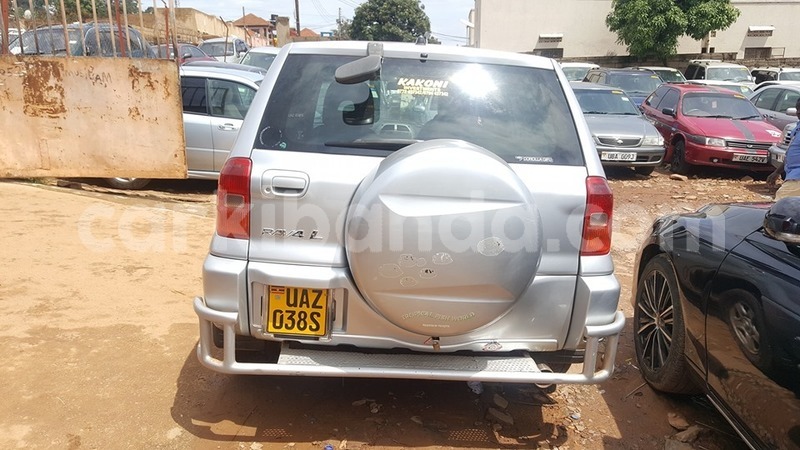 Big with watermark toyota rav4 uganda kampala 7978