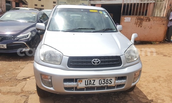 Acheter Occasion Voiture Toyota RAV4 Gris à Kampala, Ouganda Acheter Occasion Voiture Toyota RAV4 Gris à Kampala, Ouganda