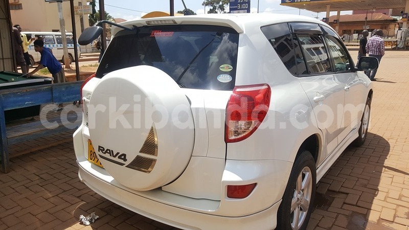Big with watermark toyota rav4 uganda kampala 7980
