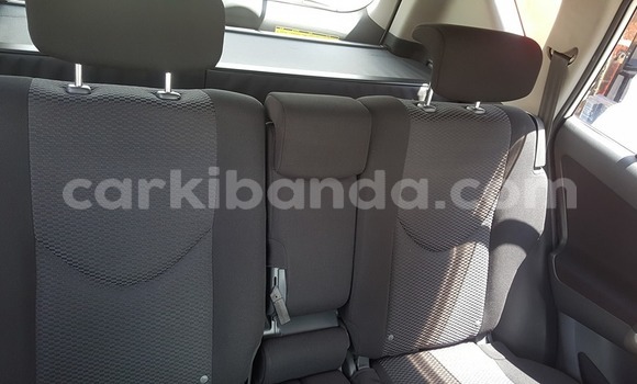 Acheter Occasion Voiture Toyota RAV4 Blanc à Kampala, Ouganda Acheter Occasion Voiture Toyota RAV4 Blanc à Kampala, Ouganda