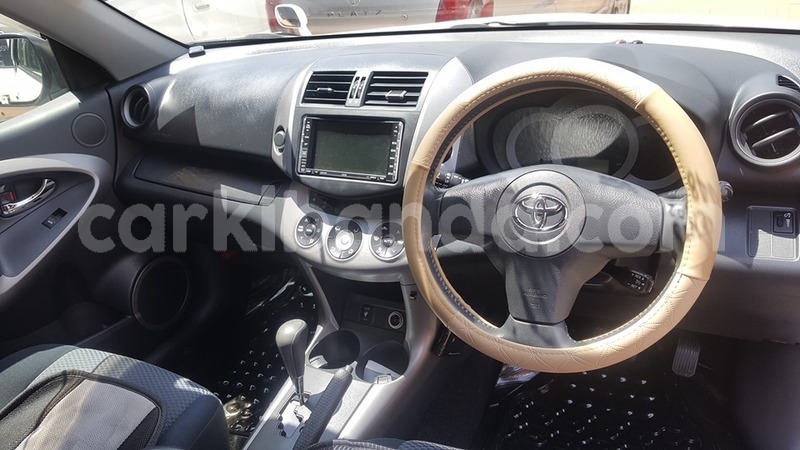 Big with watermark toyota rav4 uganda kampala 7980