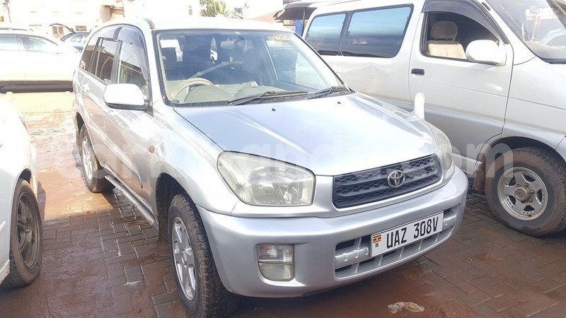 Big with watermark toyota rav4 uganda kampala 7981