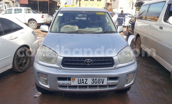 Acheter Occasion Voiture Toyota RAV4 Gris à Kampala, Ouganda Acheter Occasion Voiture Toyota RAV4 Gris à Kampala, Ouganda