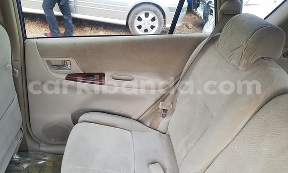 Acheter Occasion Voiture Toyota Spacio Bleu à Kampala, Ouganda Acheter Occasion Voiture Toyota Spacio Bleu à Kampala, Ouganda
