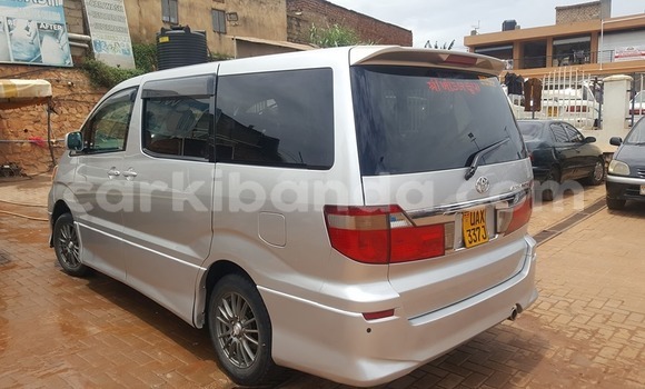 Acheter Occasion Voiture Toyota Alphard Gris à Kampala, Ouganda Acheter Occasion Voiture Toyota Alphard Gris à Kampala, Ouganda