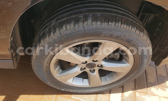 Acheter Occasion Voiture Toyota Harrier Noir à Kampala, Ouganda Acheter Occasion Voiture Toyota Harrier Noir à Kampala, Ouganda