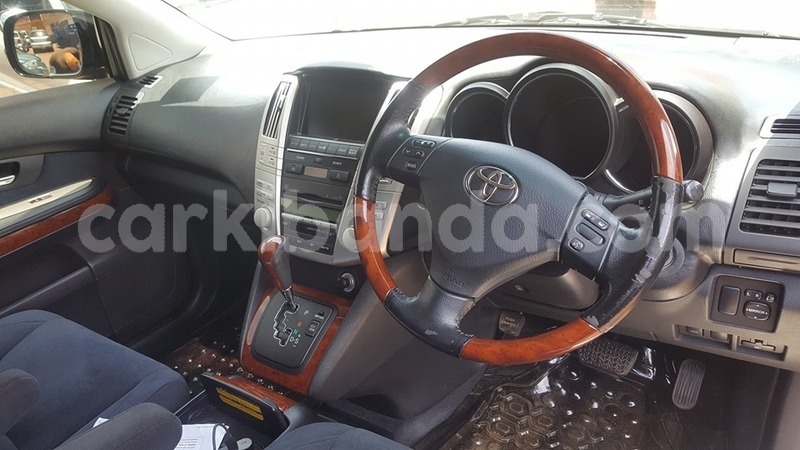 Big with watermark toyota harrier uganda kampala 7988