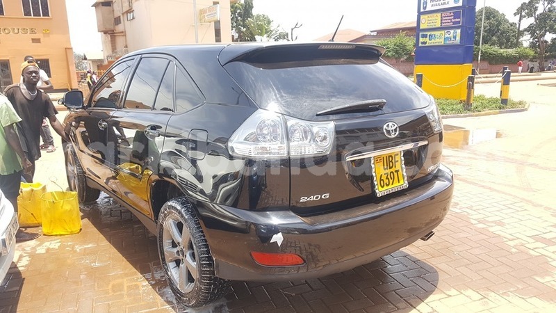 Big with watermark toyota harrier uganda kampala 7988