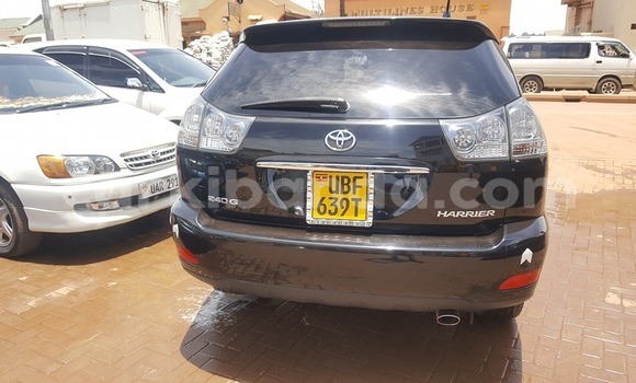 Acheter Occasion Voiture Toyota Harrier Noir à Kampala, Ouganda Acheter Occasion Voiture Toyota Harrier Noir à Kampala, Ouganda