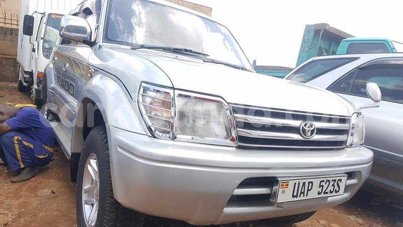 Big with watermark toyota land cruiser uganda kampala 7989