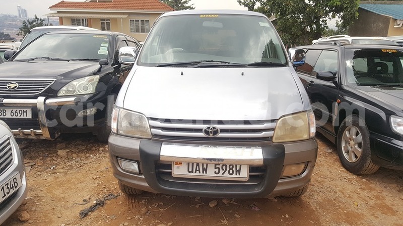 Big with watermark toyota noah uganda kampala 7990