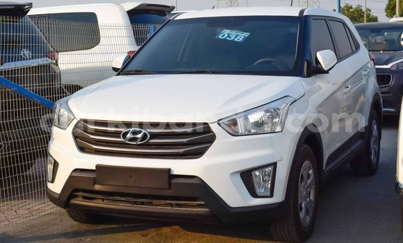 Acheter Import Voiture Hyundai Creta Blanc à Import - Dubai, Ouganda Acheter Import Voiture Hyundai Creta Blanc à Import - Dubai, Ouganda