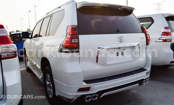 Gura Imported Toyota Prado White Imodoka i Import - Dubai mu Uganda Gura Imported Toyota Prado White Imodoka i Import - Dubai mu Uganda
