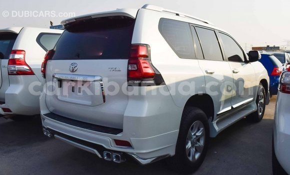 Gura Imported Toyota Prado White Imodoka i Import - Dubai mu Uganda Gura Imported Toyota Prado White Imodoka i Import - Dubai mu Uganda