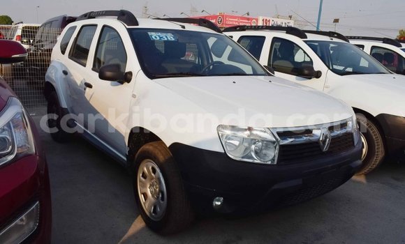 Buy Import Renault Duster White Car in Import - Dubai in Uganda