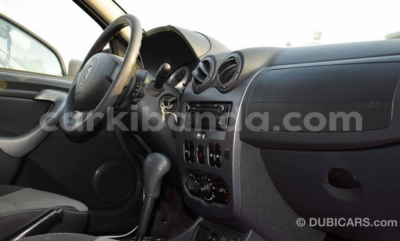 Nunua Imported Renault Duster Nyeupe Gari ndani ya Import - Dubai nchini Uganda Nunua Imported Renault Duster Nyeupe Gari ndani ya Import - Dubai nchini Uganda