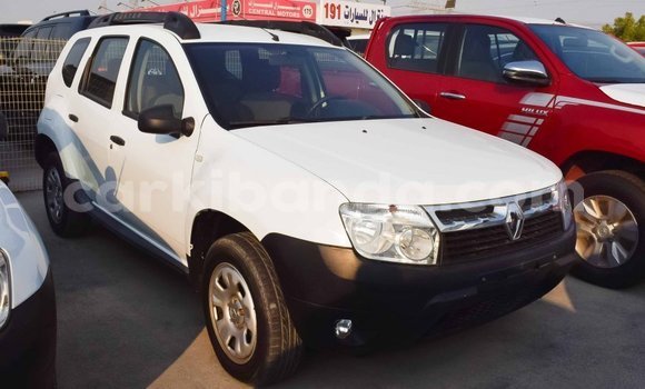 Buy Import Renault Duster White Car in Import - Dubai in Uganda