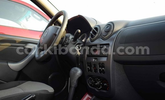 Nunua Imported Renault Duster Nyeupe Gari ndani ya Import - Dubai nchini Uganda Nunua Imported Renault Duster Nyeupe Gari ndani ya Import - Dubai nchini Uganda