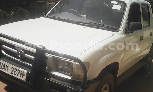 Buy Used Toyota Land Cruiser White Car in Kampala in Uganda Buy Used Toyota Land Cruiser White Car in Kampala in Uganda