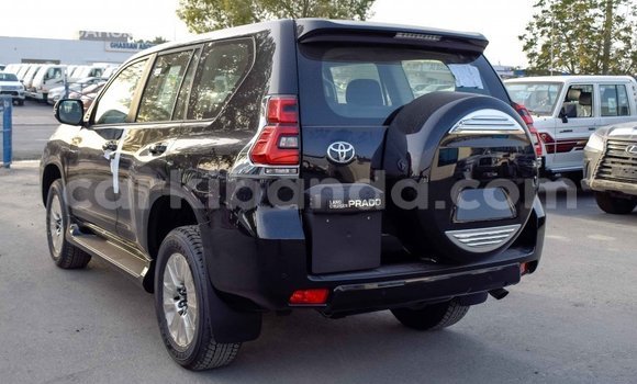 Acheter Import Voiture Toyota Prado Noir à Import - Dubai, Ouganda Acheter Import Voiture Toyota Prado Noir à Import - Dubai, Ouganda