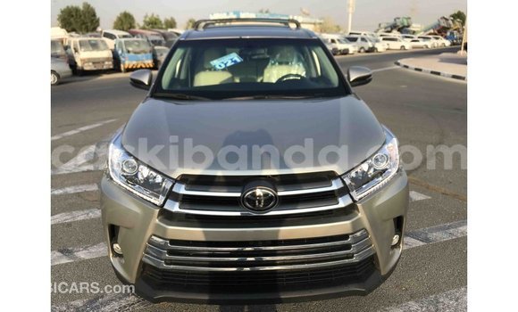 Nunua Imported Toyota Highlander Nyingine Gari ndani ya Import - Dubai nchini Uganda Nunua Imported Toyota Highlander Nyingine Gari ndani ya Import - Dubai nchini Uganda