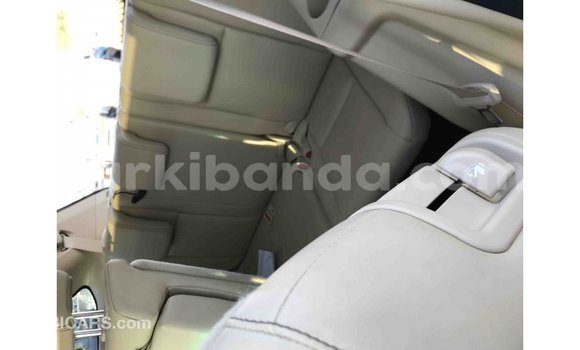 Nunua Imported Toyota Highlander Nyingine Gari ndani ya Import - Dubai nchini Uganda Nunua Imported Toyota Highlander Nyingine Gari ndani ya Import - Dubai nchini Uganda