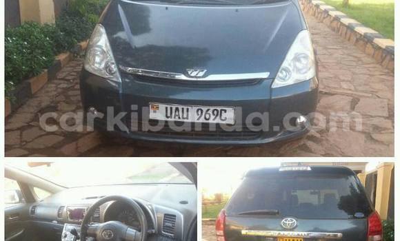 Nunua Ilio tumika Toyota Wish Nyeusi Gari ndani ya Kampala nchini Uganda Nunua Ilio tumika Toyota Wish Nyeusi Gari ndani ya Kampala nchini Uganda