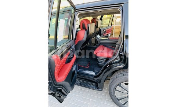 Gura Imported Lexus LX Black Imodoka i Import - Dubai mu Uganda Gura Imported Lexus LX Black Imodoka i Import - Dubai mu Uganda