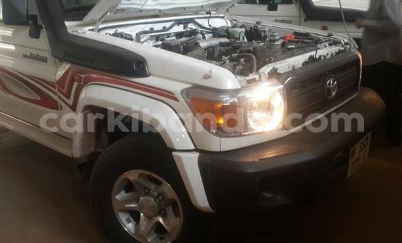 Buy Used Toyota Land Cruiser White Car in Kampala in Uganda Buy Used Toyota Land Cruiser White Car in Kampala in Uganda