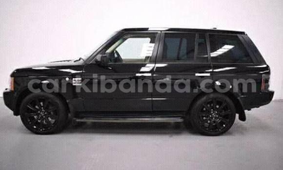 Gura Yakoze Land Rover Range Rover Black Imodoka i Kampala mu Uganda Gura Yakoze Land Rover Range Rover Black Imodoka i Kampala mu Uganda