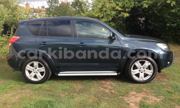 Gura Yakoze Toyota RAV4 Beige Imodoka i Kampala mu Uganda Gura Yakoze Toyota RAV4 Beige Imodoka i Kampala mu Uganda